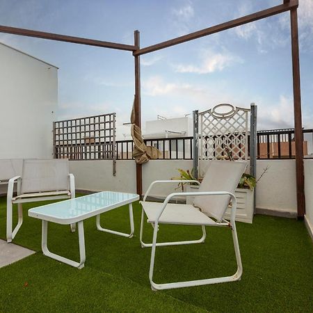 Апартаменти Perfect Seaview Penthouse Сент-Полс-Бей Екстер'єр фото